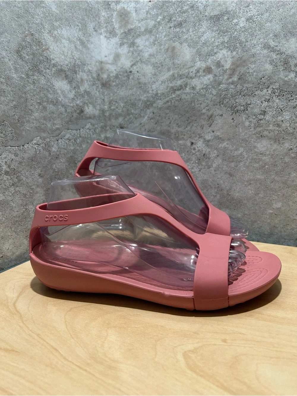 CROCS Women's Pink Slingback Sandals